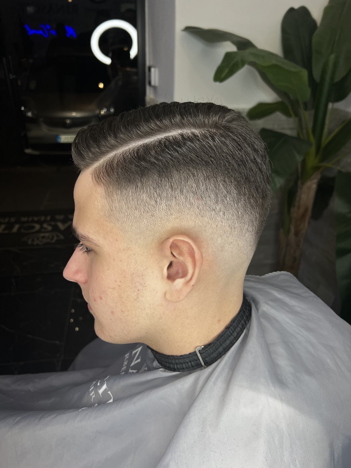Interno del salone Rinascita Barber & Hair Spa — Piazza dei Quiriti, Roma Prati